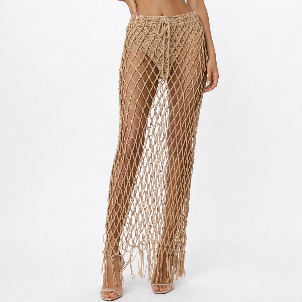 Julia by loveJ Crochet Knit Skirt Large/ Extra Large- Beige